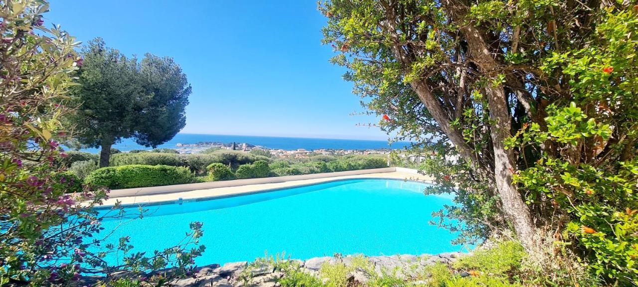 Vue Mer Imprenable Et Piscine باندول المظهر الخارجي الصورة